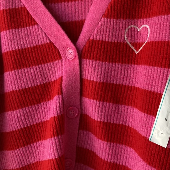 A new day pink heart striped cardigan - Picture 6 of 7